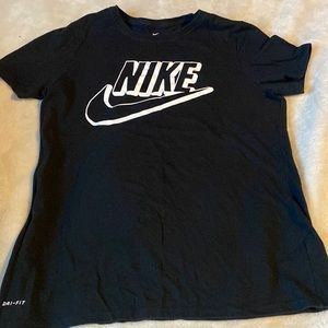 Nike tee